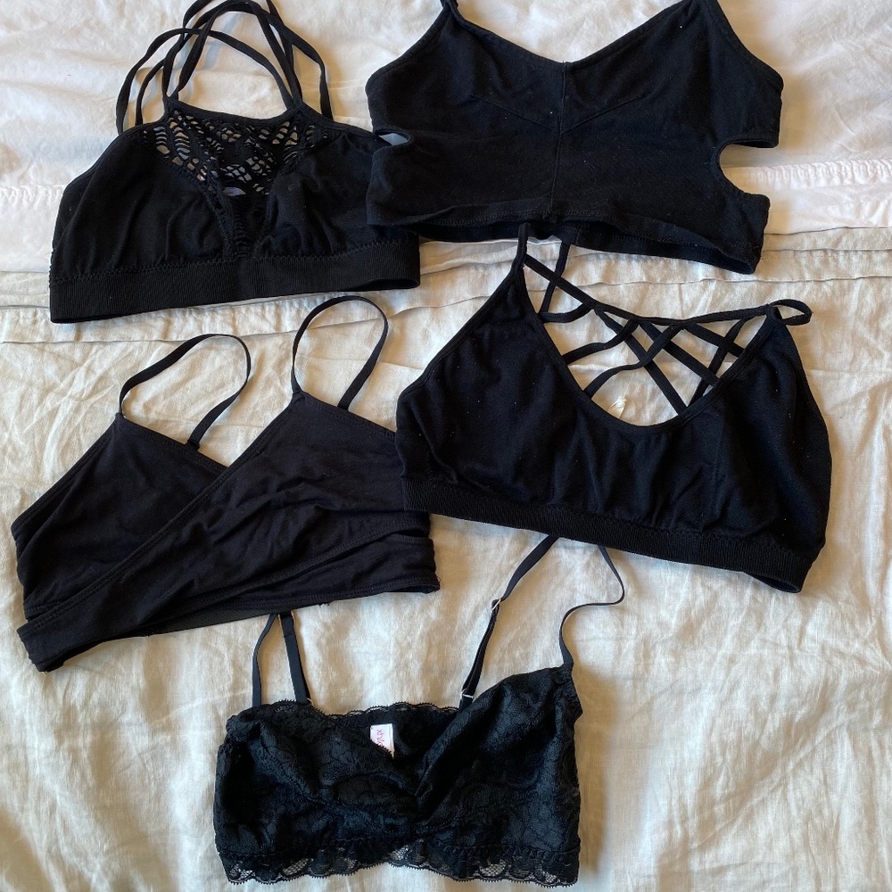 Lot (5) black bralettes
